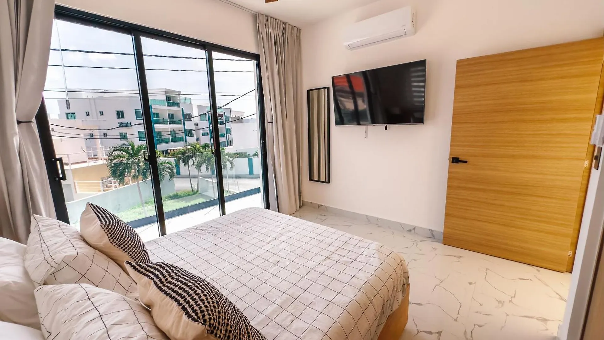 Stunning Brand New Villa In Downtown Punta Cana 0*,  Dominican Republic